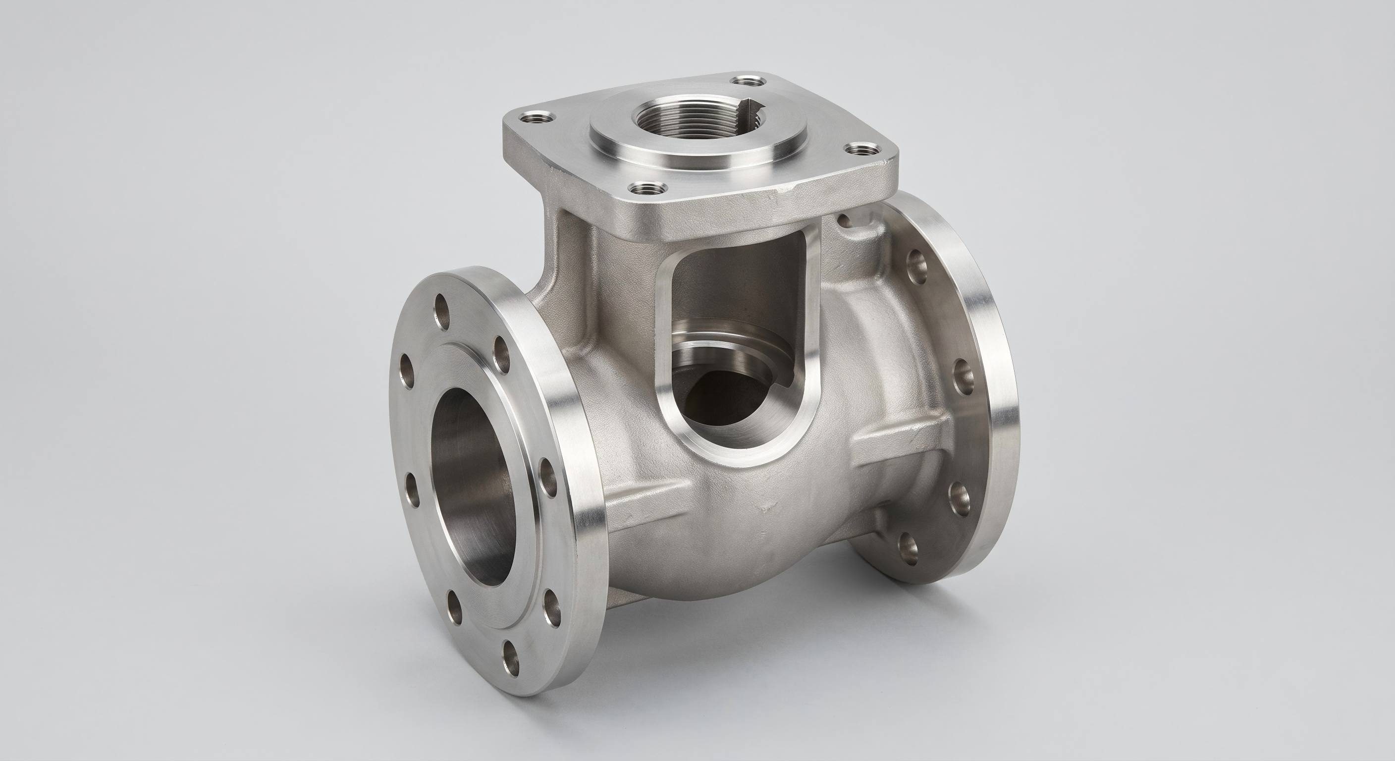 Stainless steel valve body casting with machined sealing surfaces